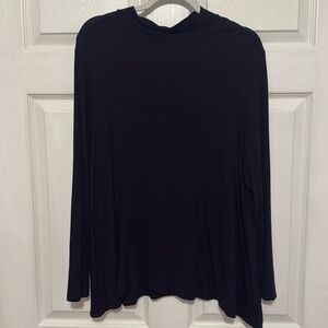 Long sleeve ribbed mock neck shirt